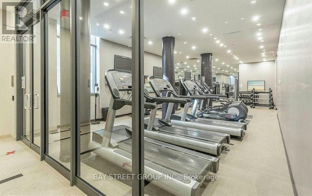1909-770 Bay Street, Toronto, ON, M5G 0A6 - 6