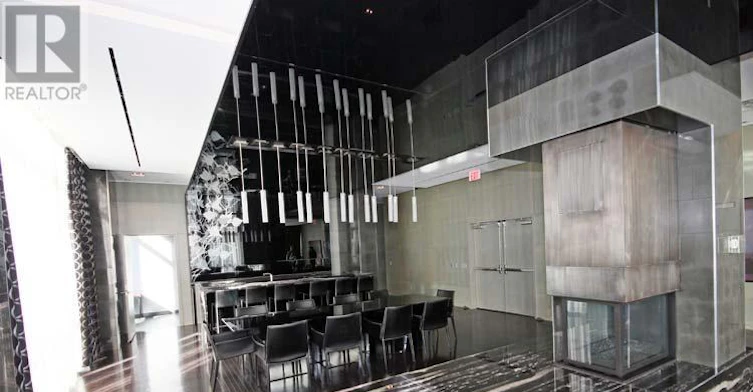 1909-770 Bay Street, Toronto, ON, M5G 0A6 - 10