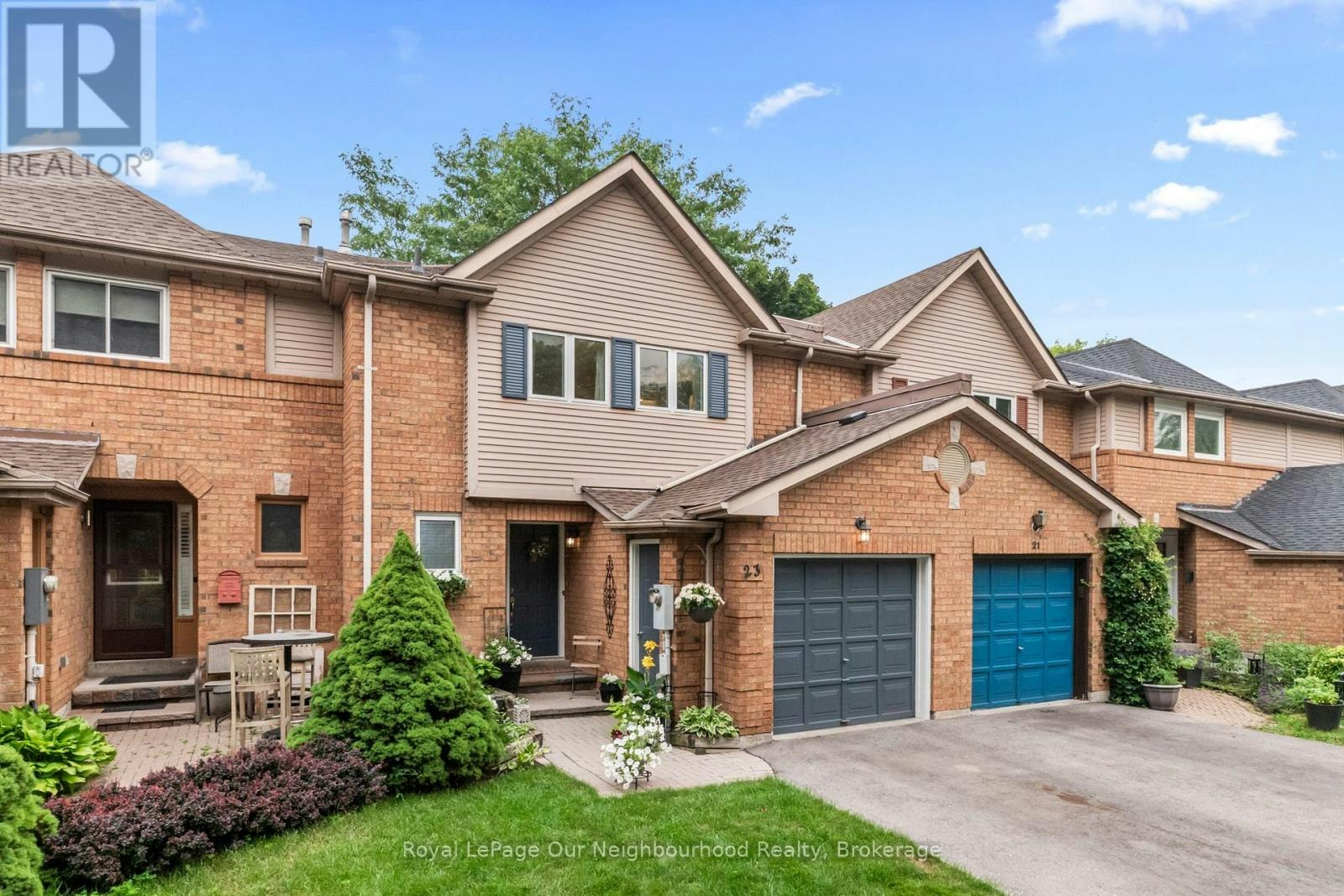 23 Woodward Drive, Whitby, ON, L1N 8X3
