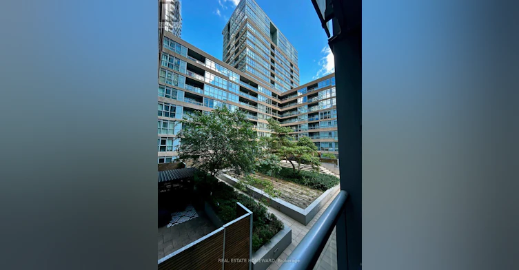 331-15 Iceboat Terrace, Toronto, ON, M5V 4A5 - 17