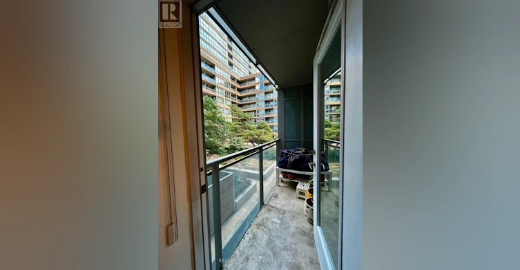 331-15 Iceboat Terrace, Toronto, ON, M5V 4A5 - 16