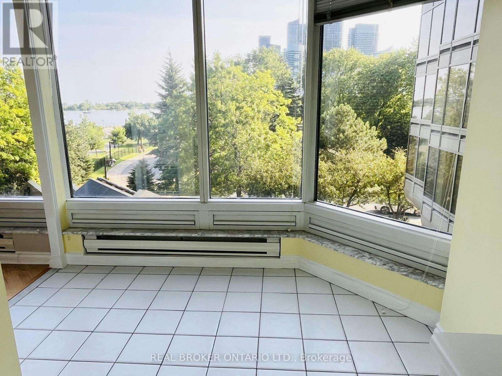 304-1 Palace Pier Court, Toronto, ON, M8V 3W9 - 17