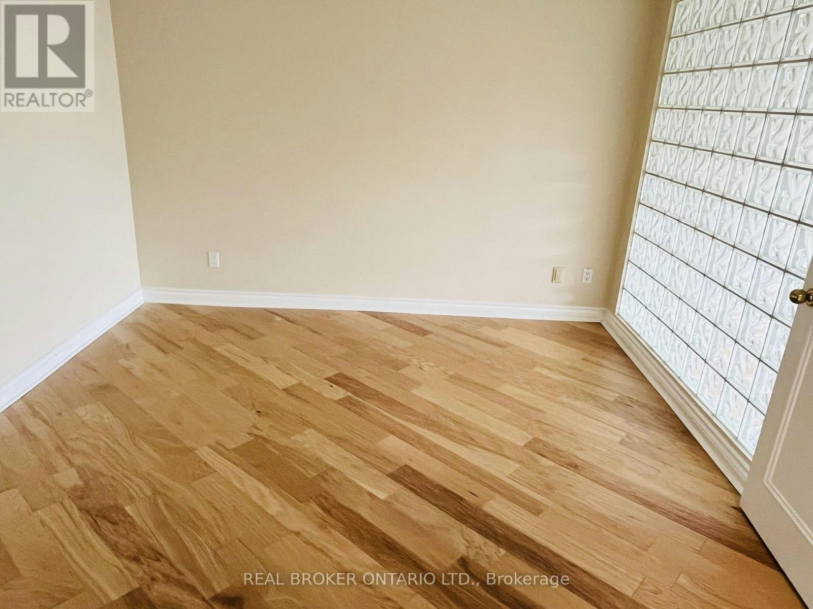 304-1 Palace Pier Court, Toronto, ON, M8V 3W9 - 21