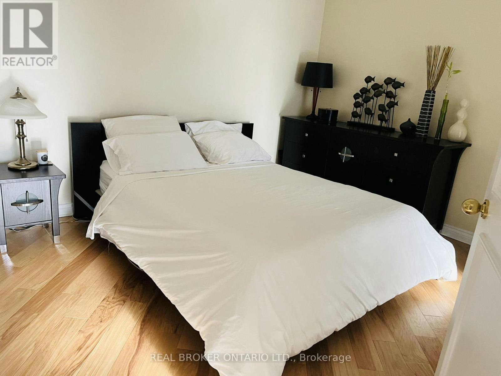 304-1 Palace Pier Court, Toronto, ON, M8V 3W9 - 12
