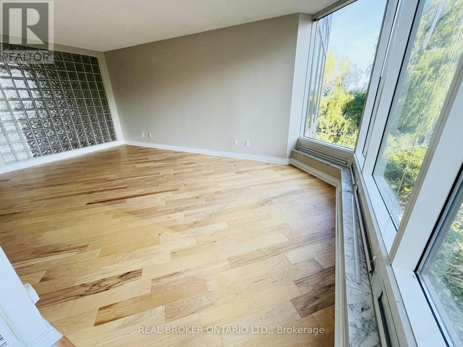 304-1 Palace Pier Court, Toronto, ON, M8V 3W9 - 16