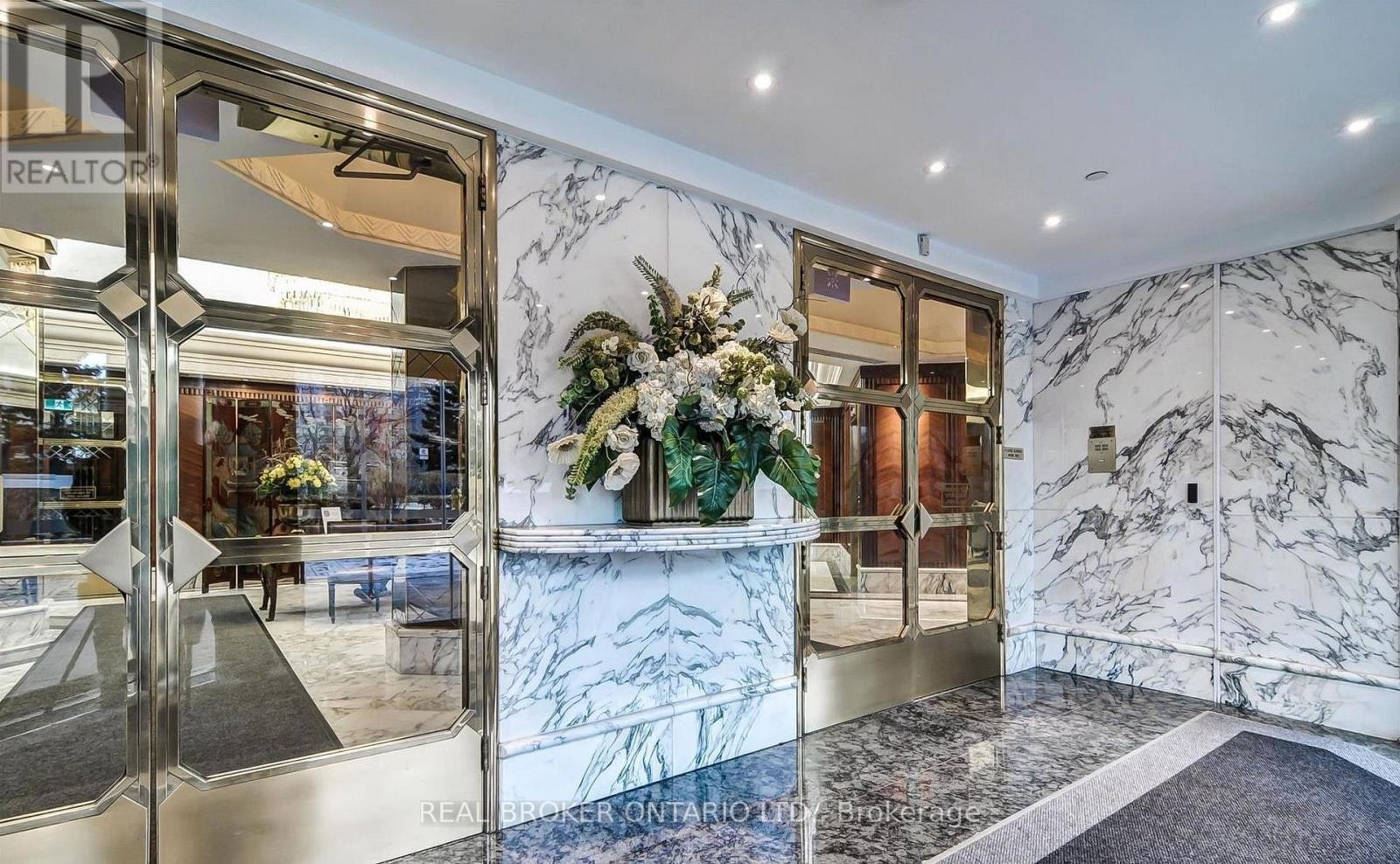 304-1 Palace Pier Court, Toronto, ON, M8V 3W9 - 25