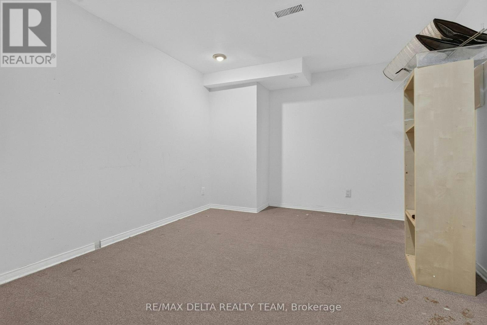 13 Sherk Crescent, Ottawa, ON, K2K 2L4 - 12