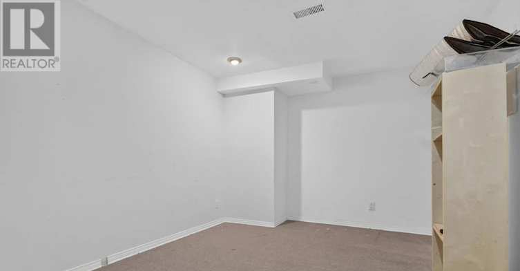 13 Sherk Crescent, Ottawa, ON, K2K 2L4 - 12