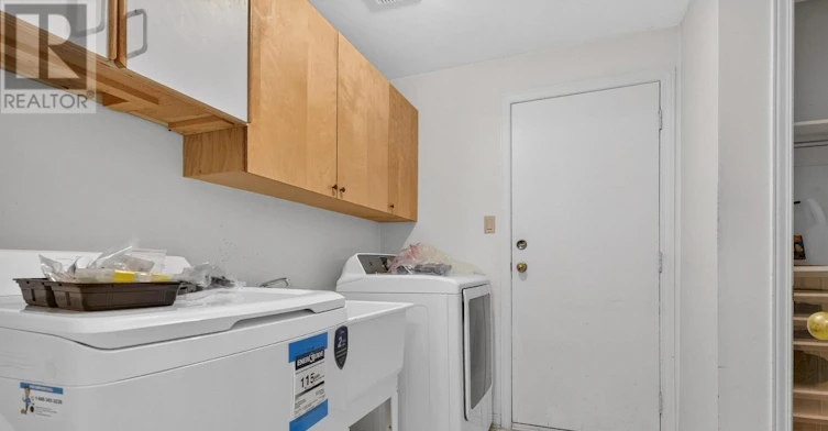 13 Sherk Crescent, Ottawa, ON, K2K 2L4 - 6