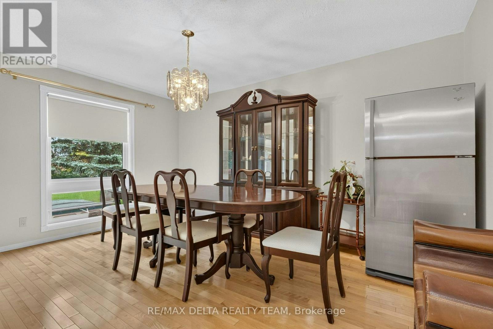 13 Sherk Crescent, Ottawa, ON, K2K 2L4 - 8