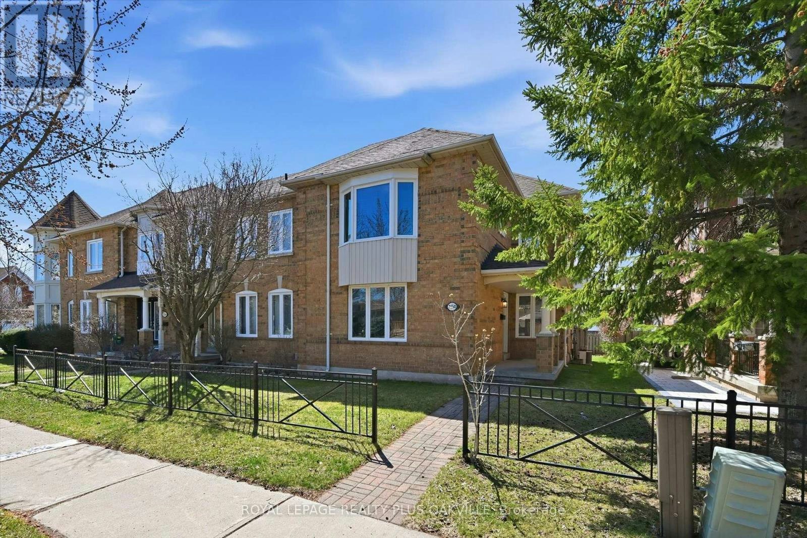 2150-2150 Fourth Line, Oakville, ON, L6M 3T2
