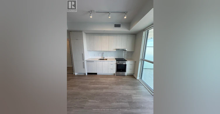 2404-430 Square One Drive, Mississauga, ON, L5B 0L6 - 3