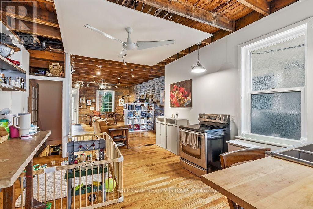 439 Kent Street, Ottawa, ON, K2P 2B4 - 17