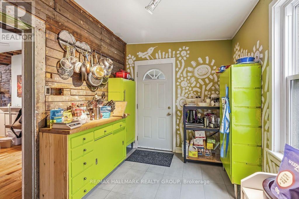 439 Kent Street, Ottawa, ON, K2P 2B4 - 18