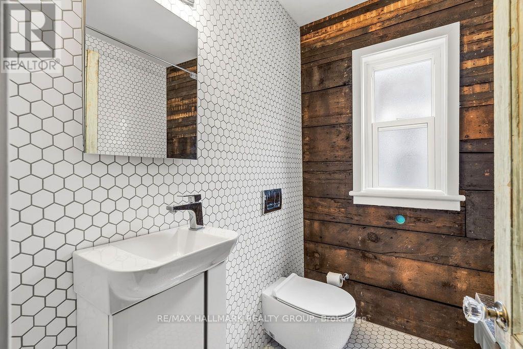 439 Kent Street, Ottawa, ON, K2P 2B4 - 27