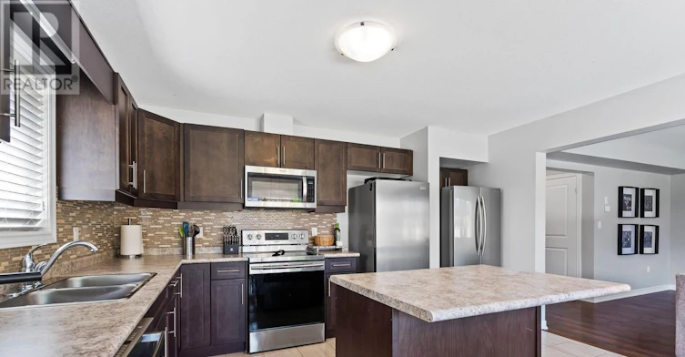 7 Riley Avenue, Pelham, ON, L0S 1E6 - 11