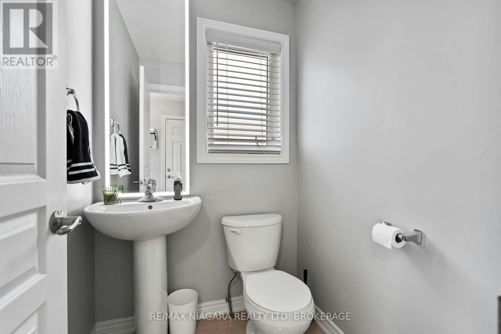 7 Riley Avenue, Pelham, ON, L0S 1E6 - 14