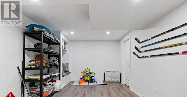 7 Riley Avenue, Pelham, ON, L0S 1E6 - 28