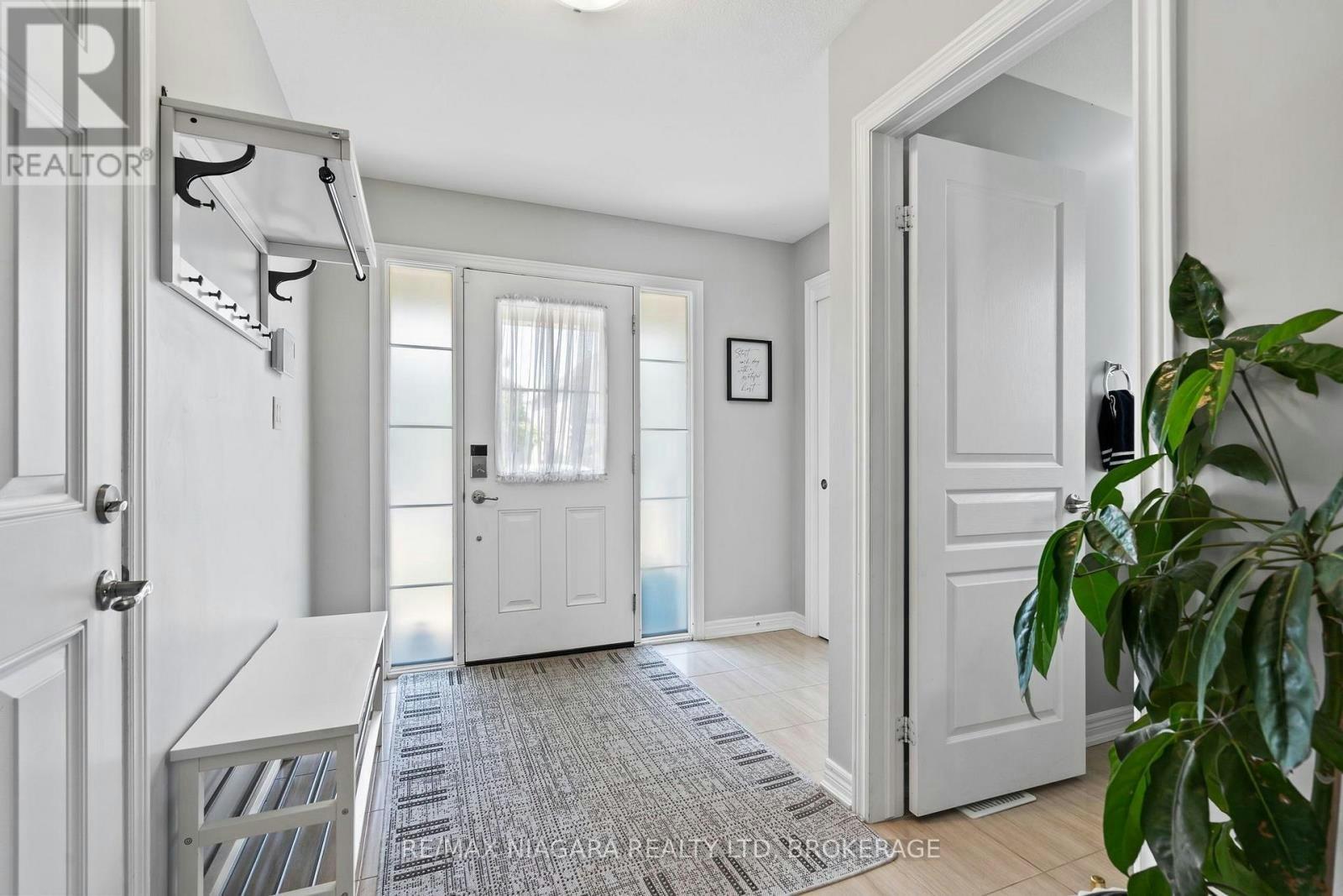 7 Riley Avenue, Pelham, ON, L0S 1E6 - 4