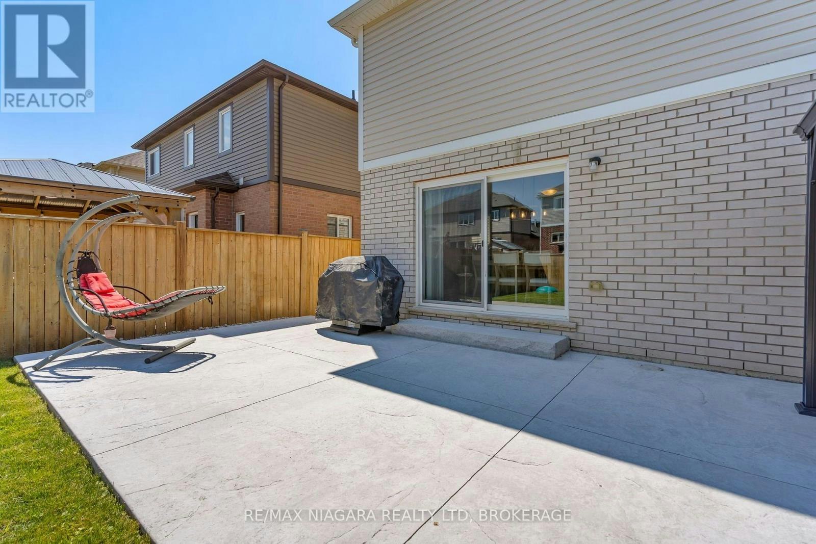 7 Riley Avenue, Pelham, ON, L0S 1E6 - 33