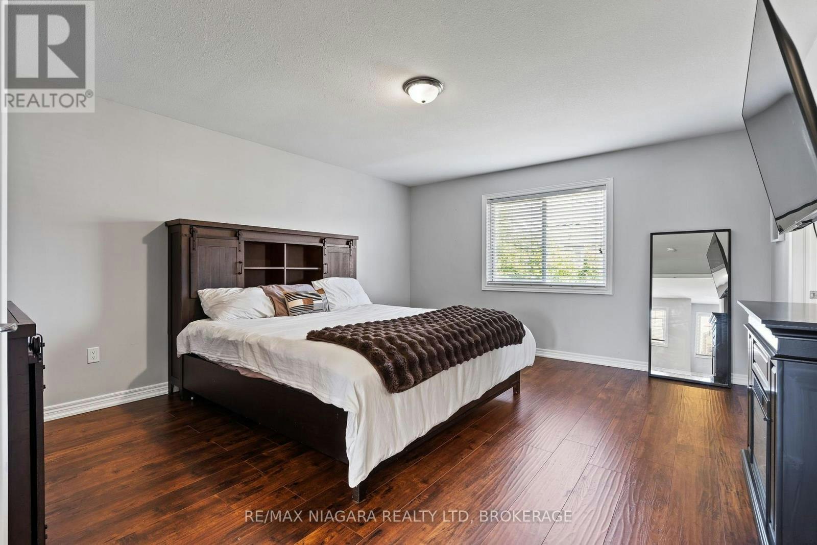 7 Riley Avenue, Pelham, ON, L0S 1E6 - 18