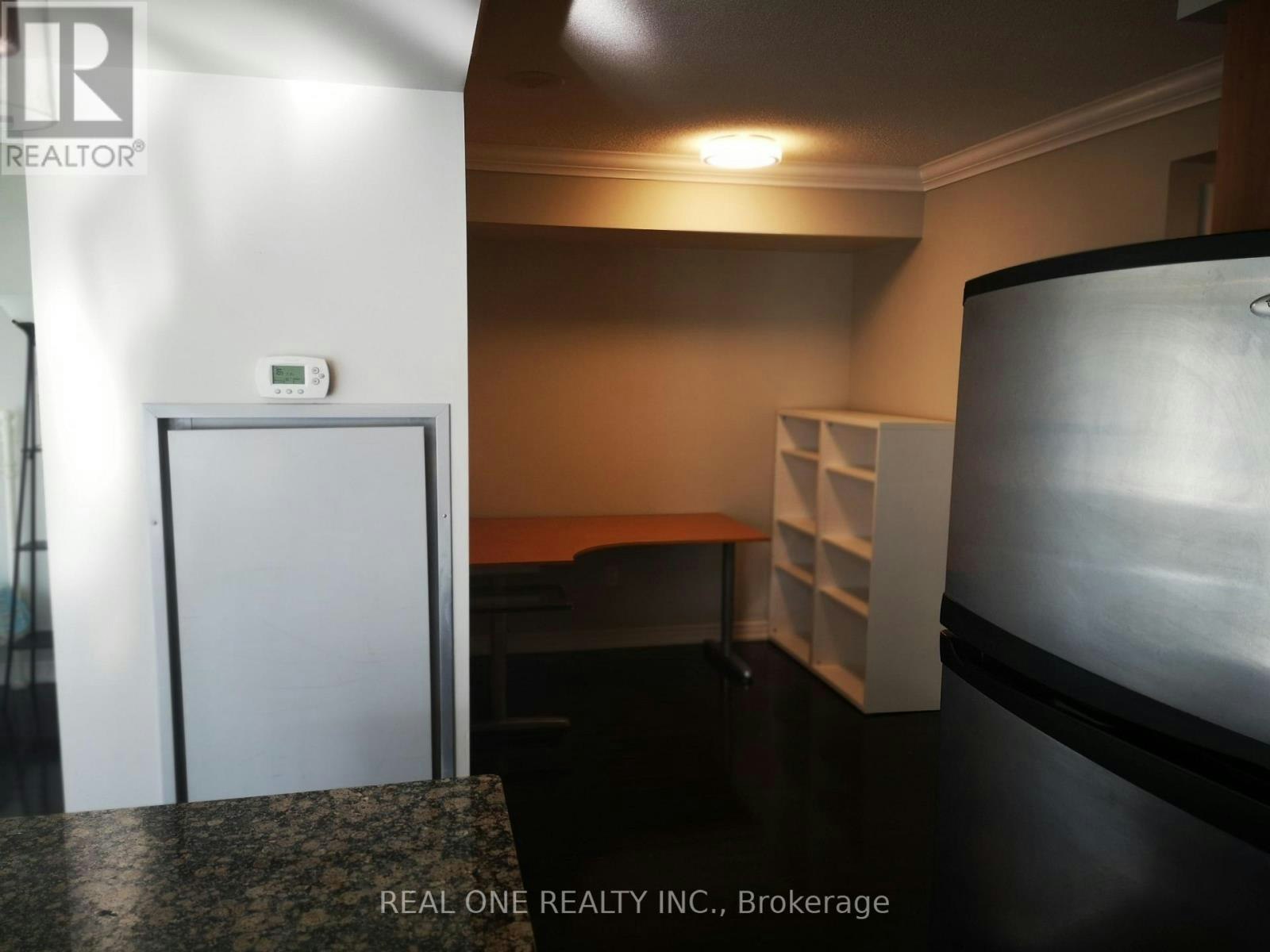 402-37 Grosvenor Street, Toronto, ON, M4Y 3G5 - 4