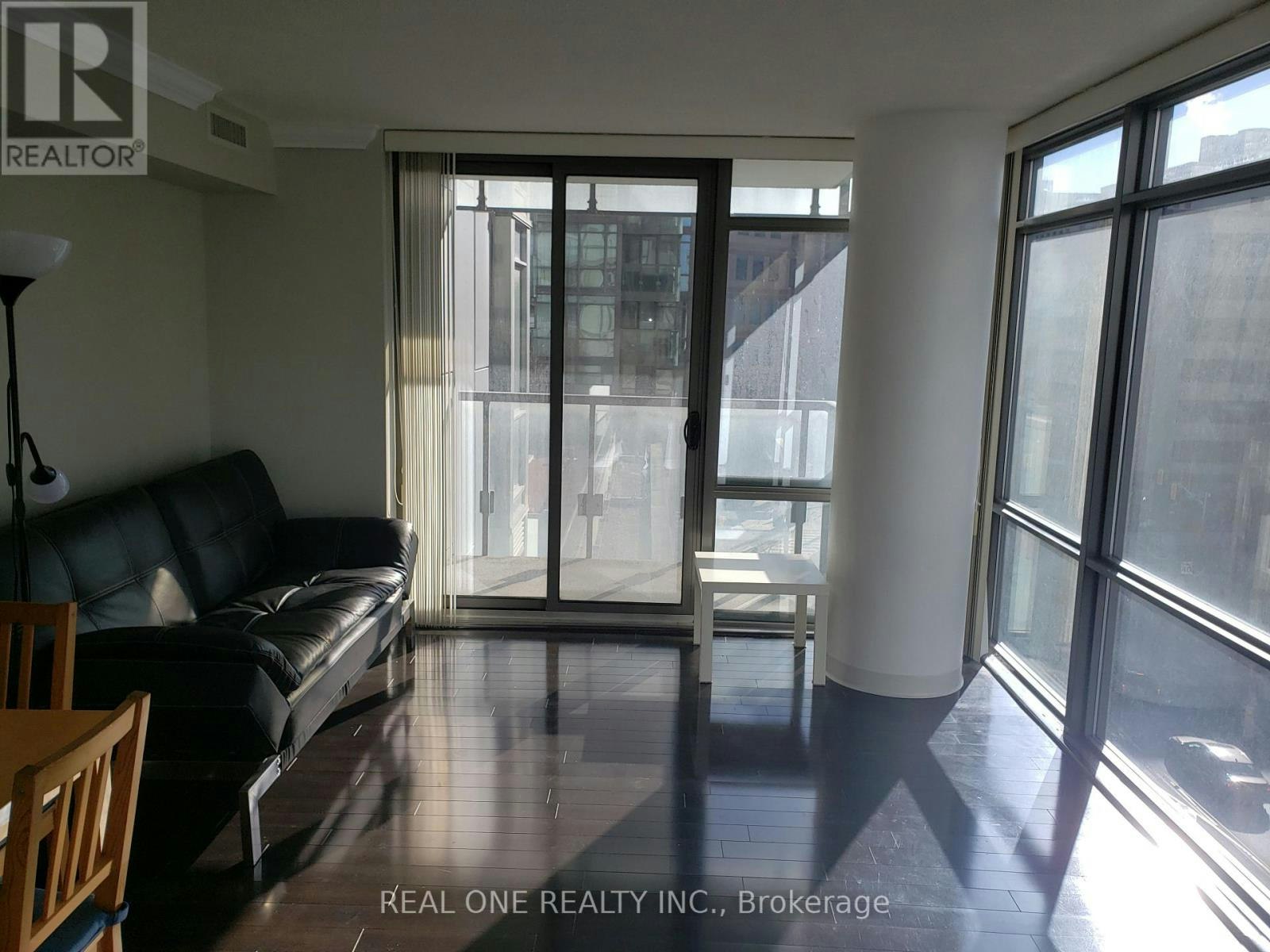 402-37 Grosvenor Street, Toronto, ON, M4Y 3G5