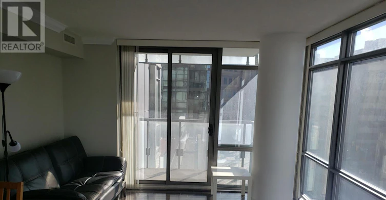 402-37 Grosvenor Street, Toronto, ON, M4Y 3G5