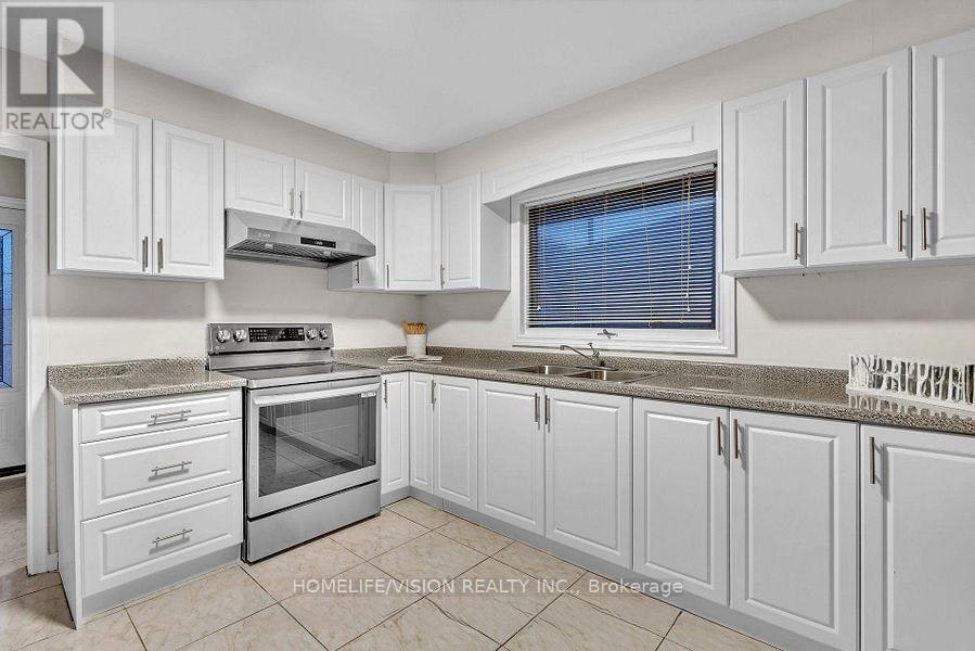 MAIN-94 Waringstown Drive, Toronto, ON, M1R 4H4 - 5