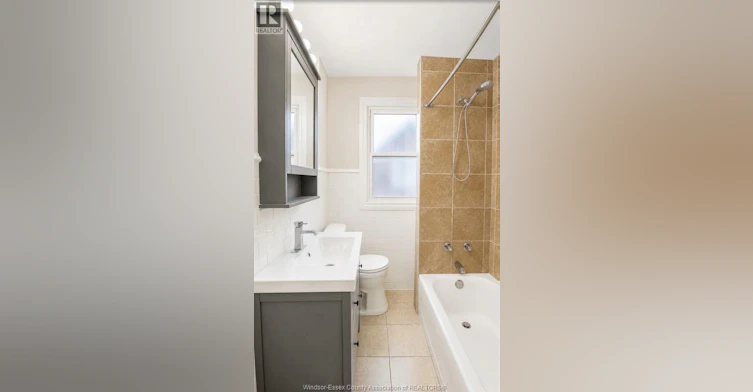 Upper-2177 Dougall, Windsor, ON, N8X 1S5 - 11