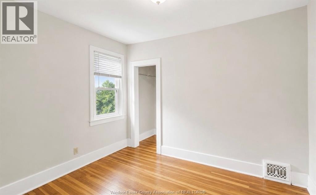 Upper-2177 Dougall, Windsor, ON, N8X 1S5 - 7