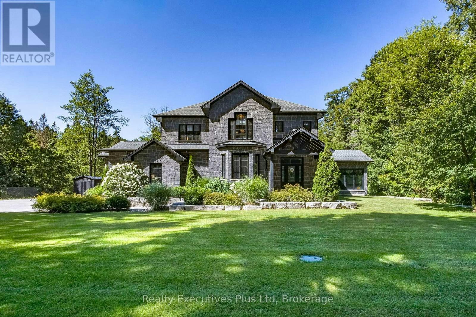 27 Kingfisher Crescent, Tiny, ON, L0L 2J0