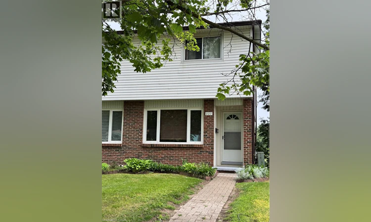 33-227 Fergus Avenue