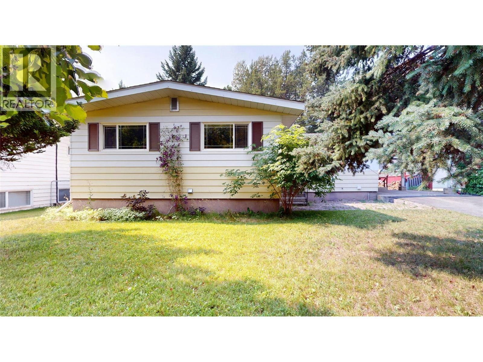 260 Blue Spruce Crescent, Sparwood, BC, V0B 2G1