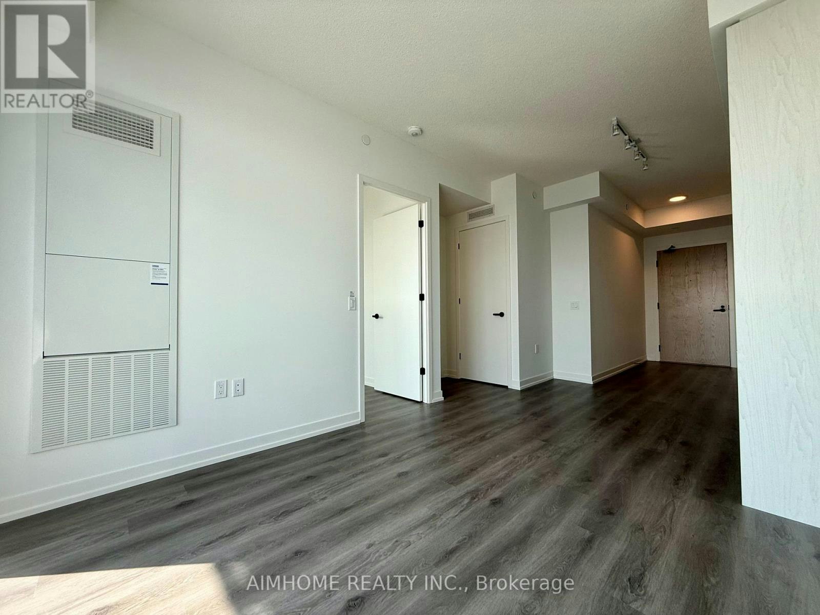 3207-28 Interchange Way, Vaughan, ON, L4K 0P8 - 10