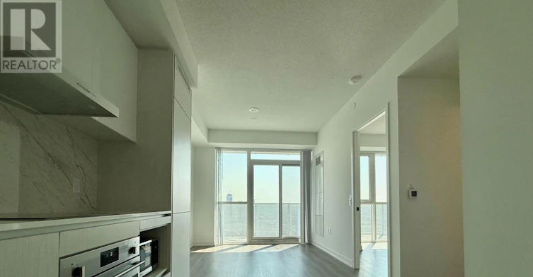 3207-28 Interchange Way, Vaughan, ON, L4K 0P8 - 2