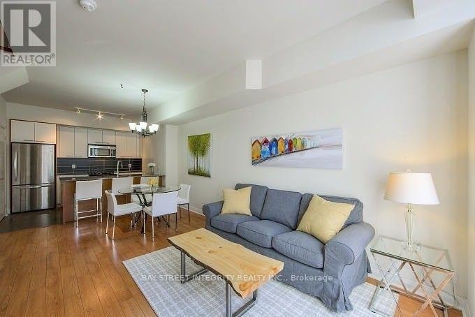 60-27 Valhalla Inn Road, Toronto, ON, M9B 0B3 - 4