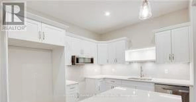 34 Keba Crescent, Tillsonburg, ON, N4G 0K7 - 6