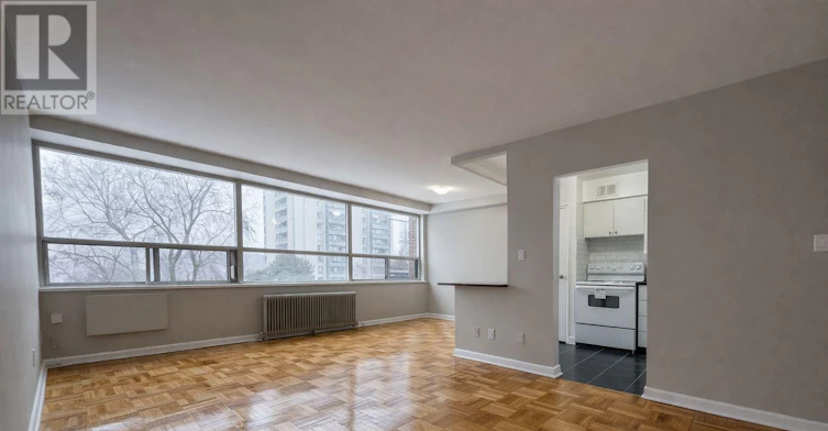 107-42 Thorncliffe Park Drive, Toronto, ON, M4H 1K1 - 5