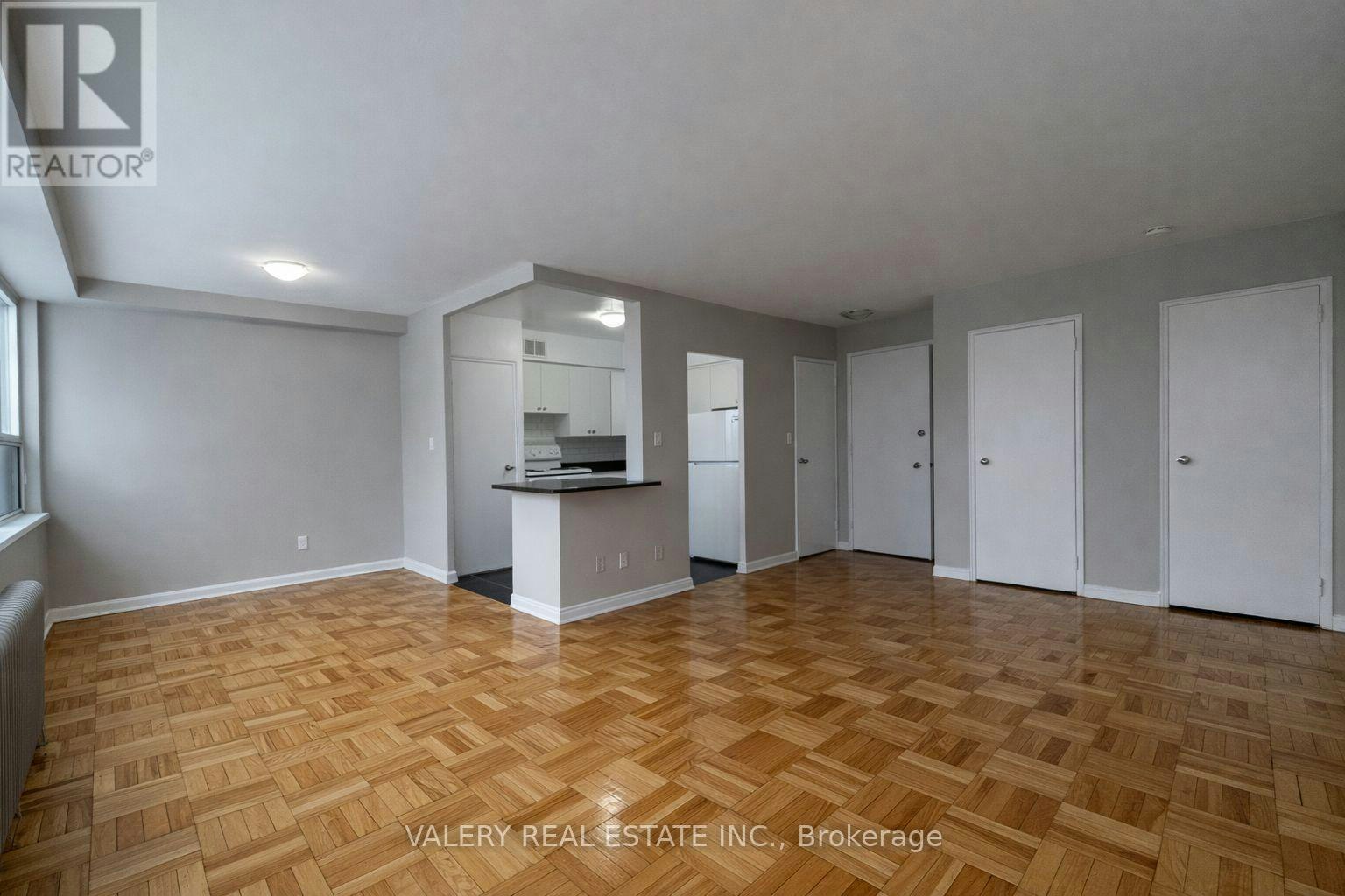 107-42 Thorncliffe Park Drive, Toronto, ON, M4H 1K1 - 4