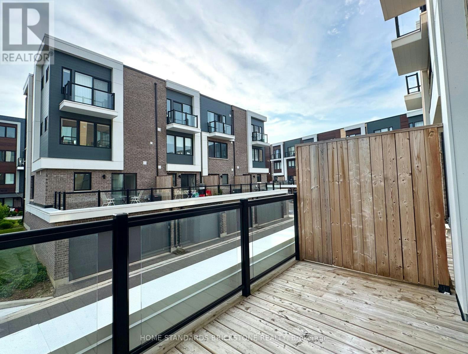 4-100 Stanley Green Boulevard, Toronto, ON, M3K 0C8 - 8