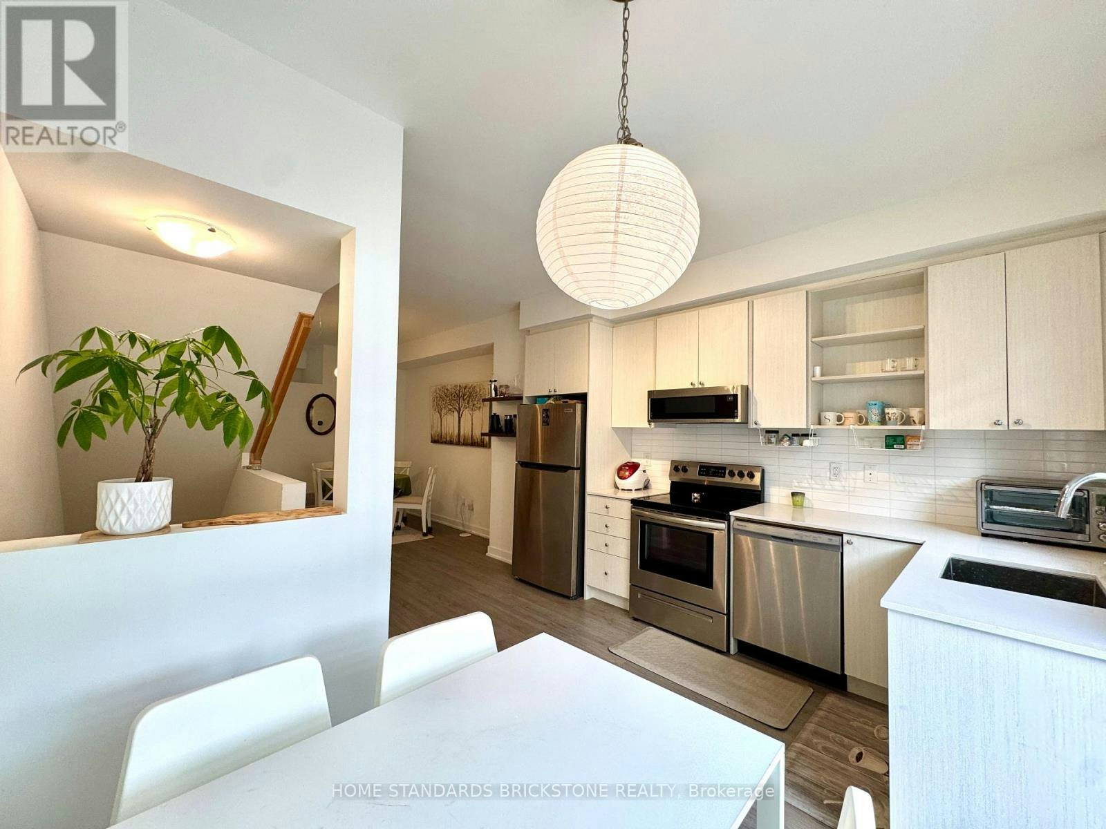 4-100 Stanley Green Boulevard, Toronto, ON, M3K 0C8 - 6