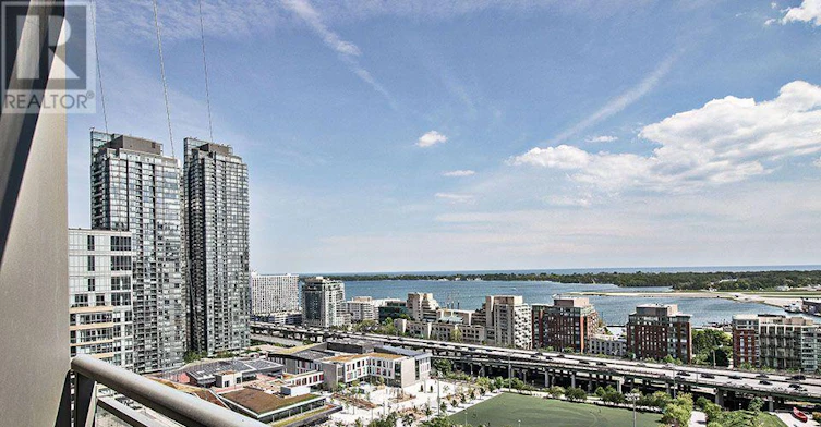 2208-21 Iceboat Terrace, Toronto, ON, M5V 4B1 - 2