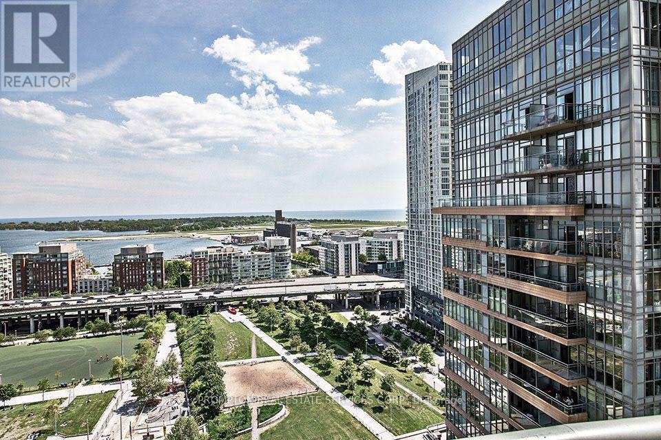 2208-21 Iceboat Terrace, Toronto, ON, M5V 4B1 - 3