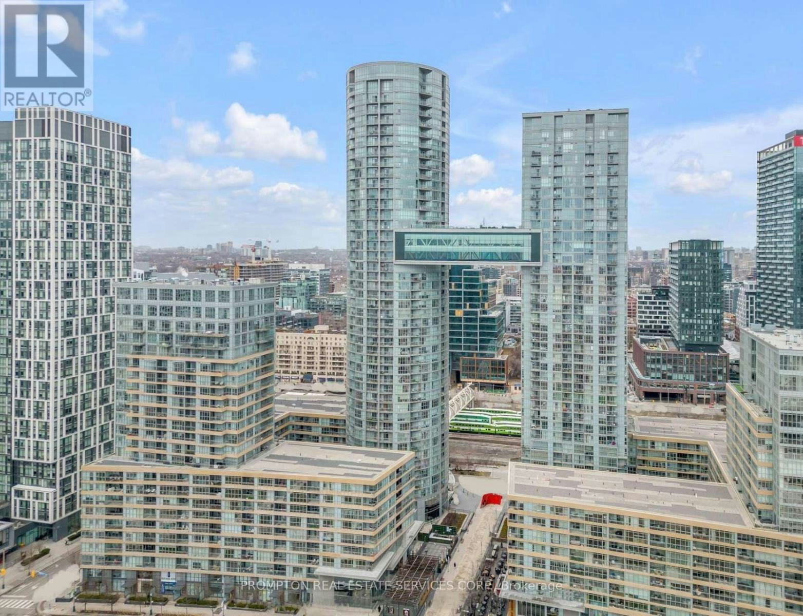 2208-21 Iceboat Terrace, Toronto, ON, M5V 4B1 - 34