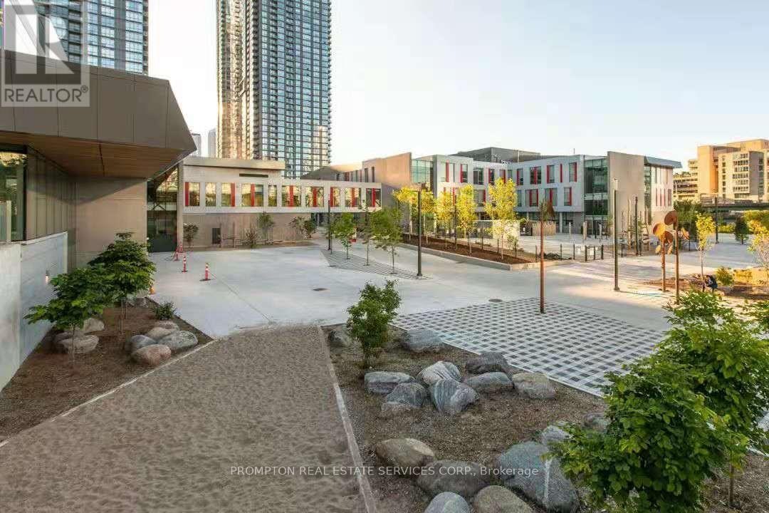 2208-21 Iceboat Terrace, Toronto, ON, M5V 4B1 - 27