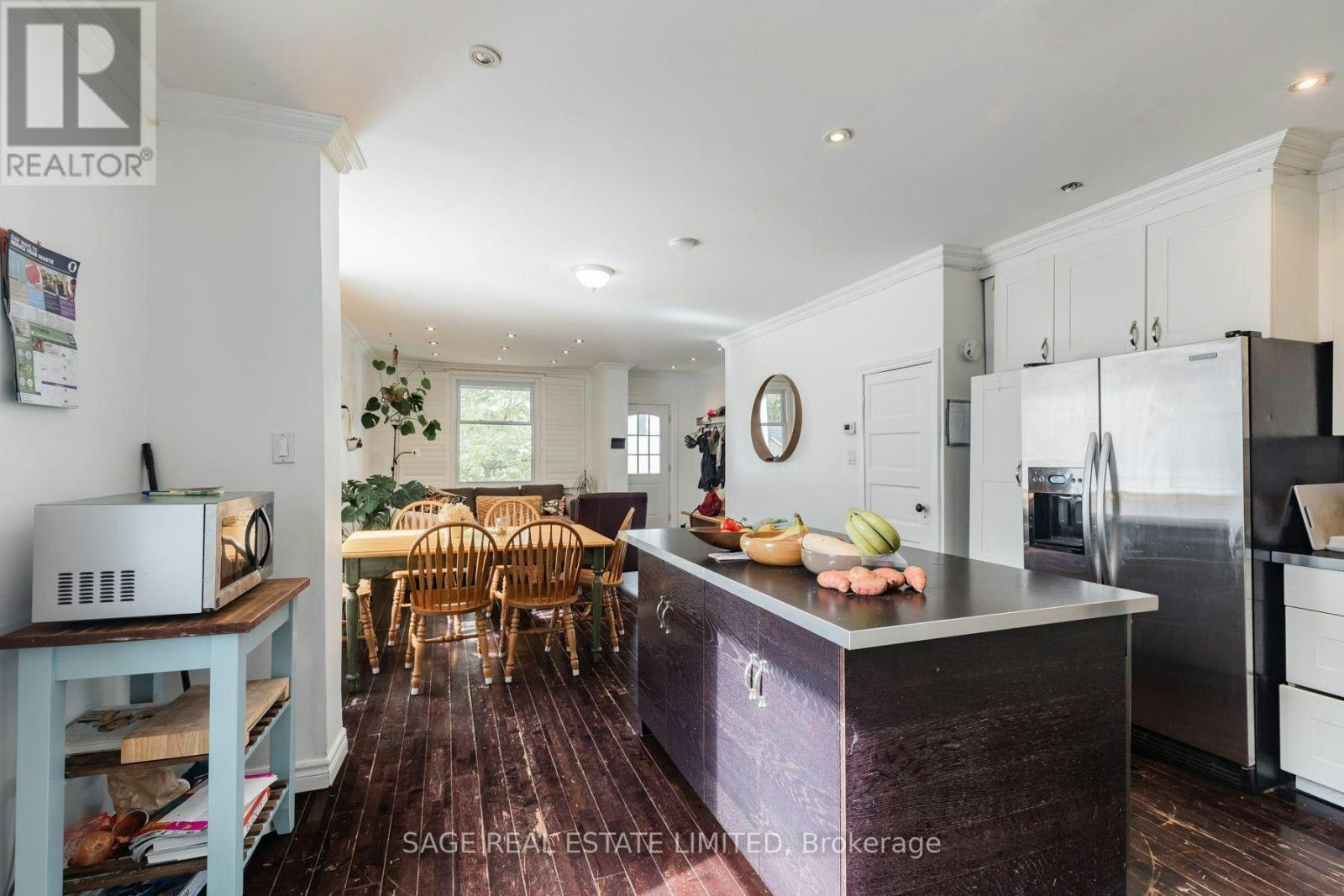 433 Woodfield Road, Toronto, ON, M4L 2X4 - 7