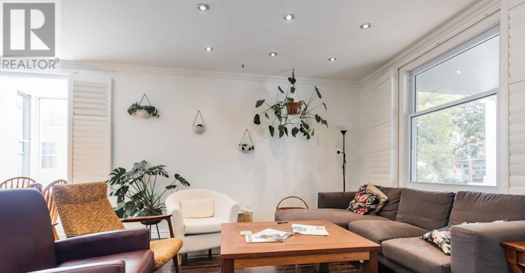 433 Woodfield Road, Toronto, ON, M4L 2X4 - 6