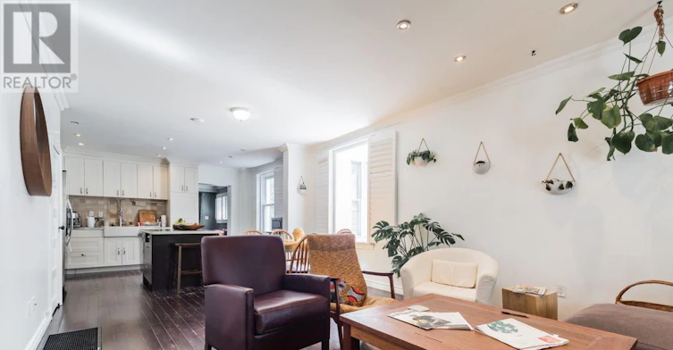 433 Woodfield Road, Toronto, ON, M4L 2X4 - 2