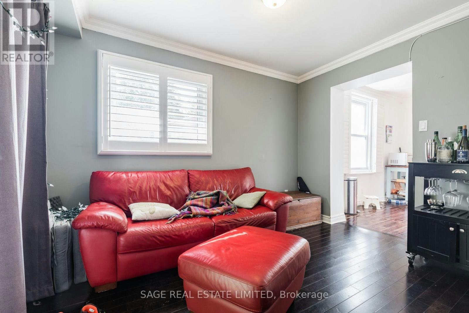 433 Woodfield Road, Toronto, ON, M4L 2X4 - 10